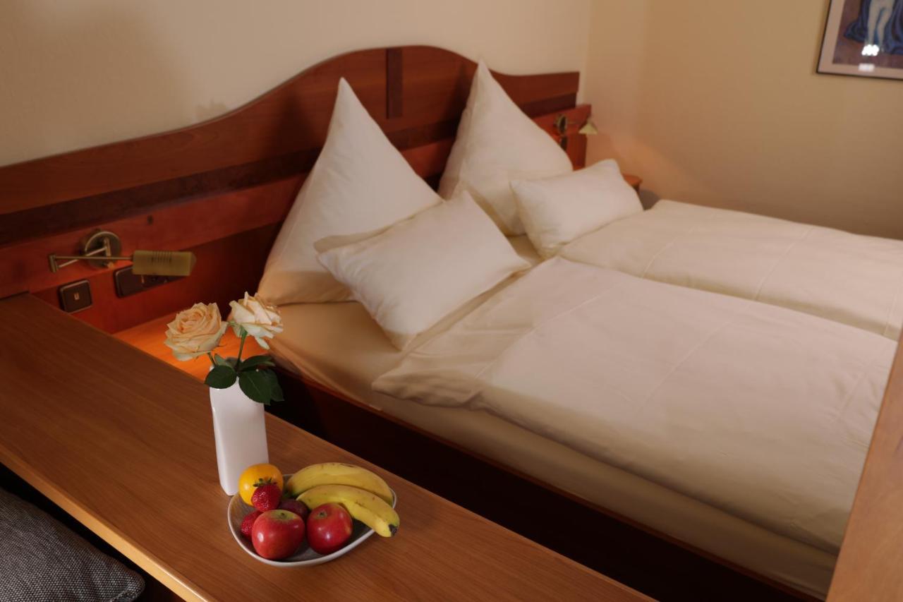 Hotel Restaurant Fischer レムシャイト エクステリア 写真