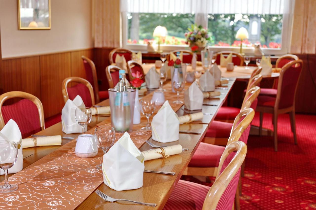 Hotel Restaurant Fischer レムシャイト エクステリア 写真